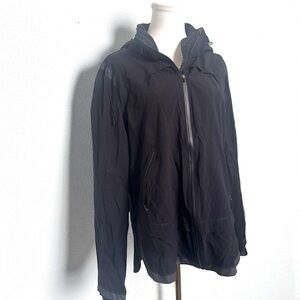 Lululemon Black Hooded Windbreaker Jacket – Technical Lightweight Shell 12